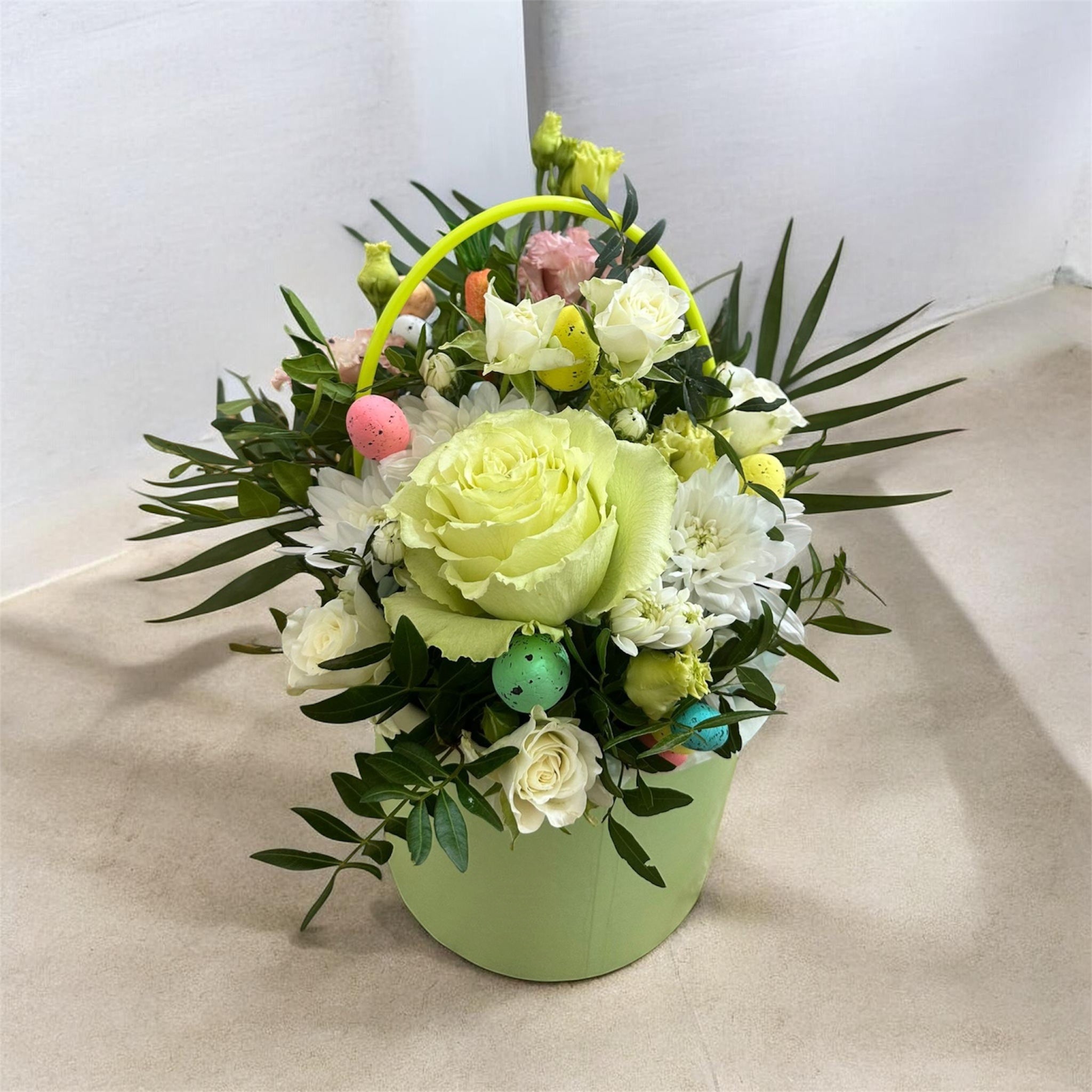 Aranjament Spring Bunny Basket
